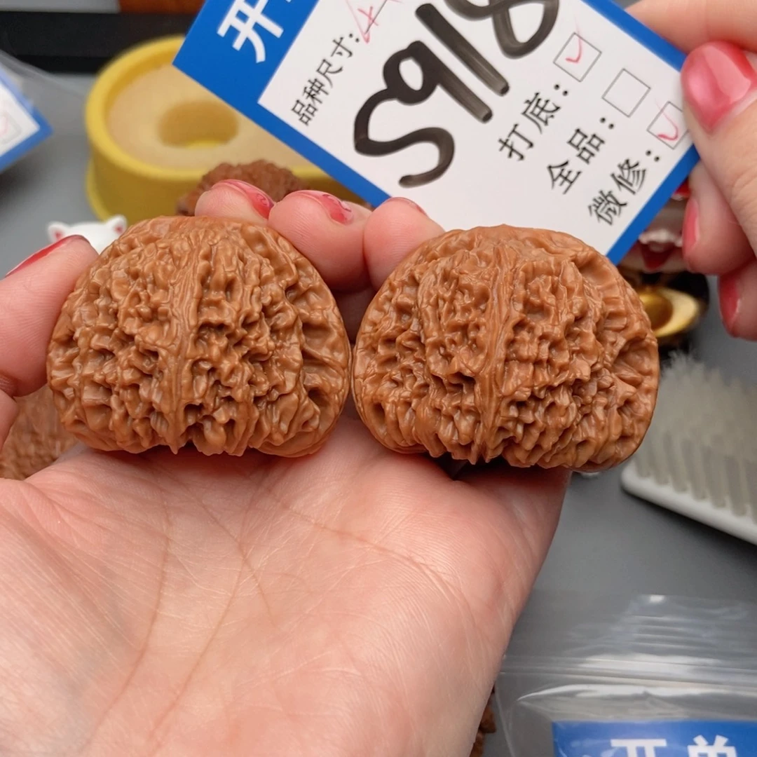 B***点吊坠桃核核桃南疆47