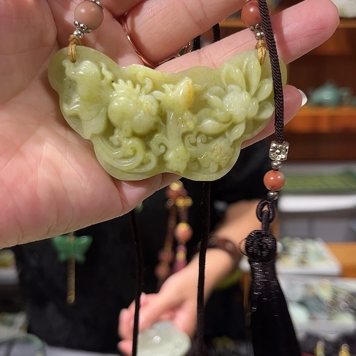 未镶嵌岫玉毛衣链