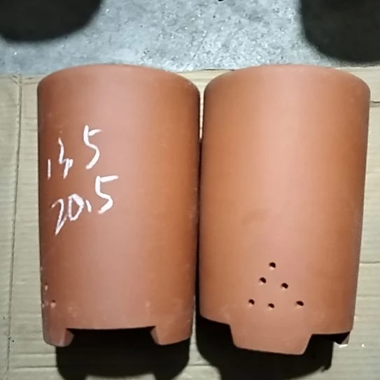 紫砂红泥大笔筒两个