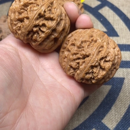 吊坠文玩核桃粗筋