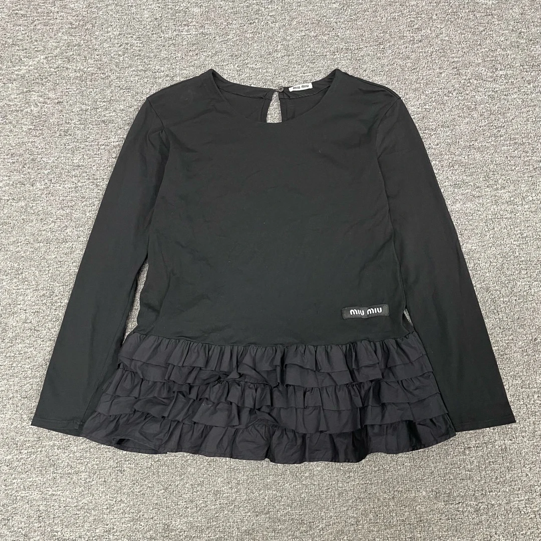 99新 AMIPARIS miumiu 缪缪 花边 休闲长袖 Xs码 小洞