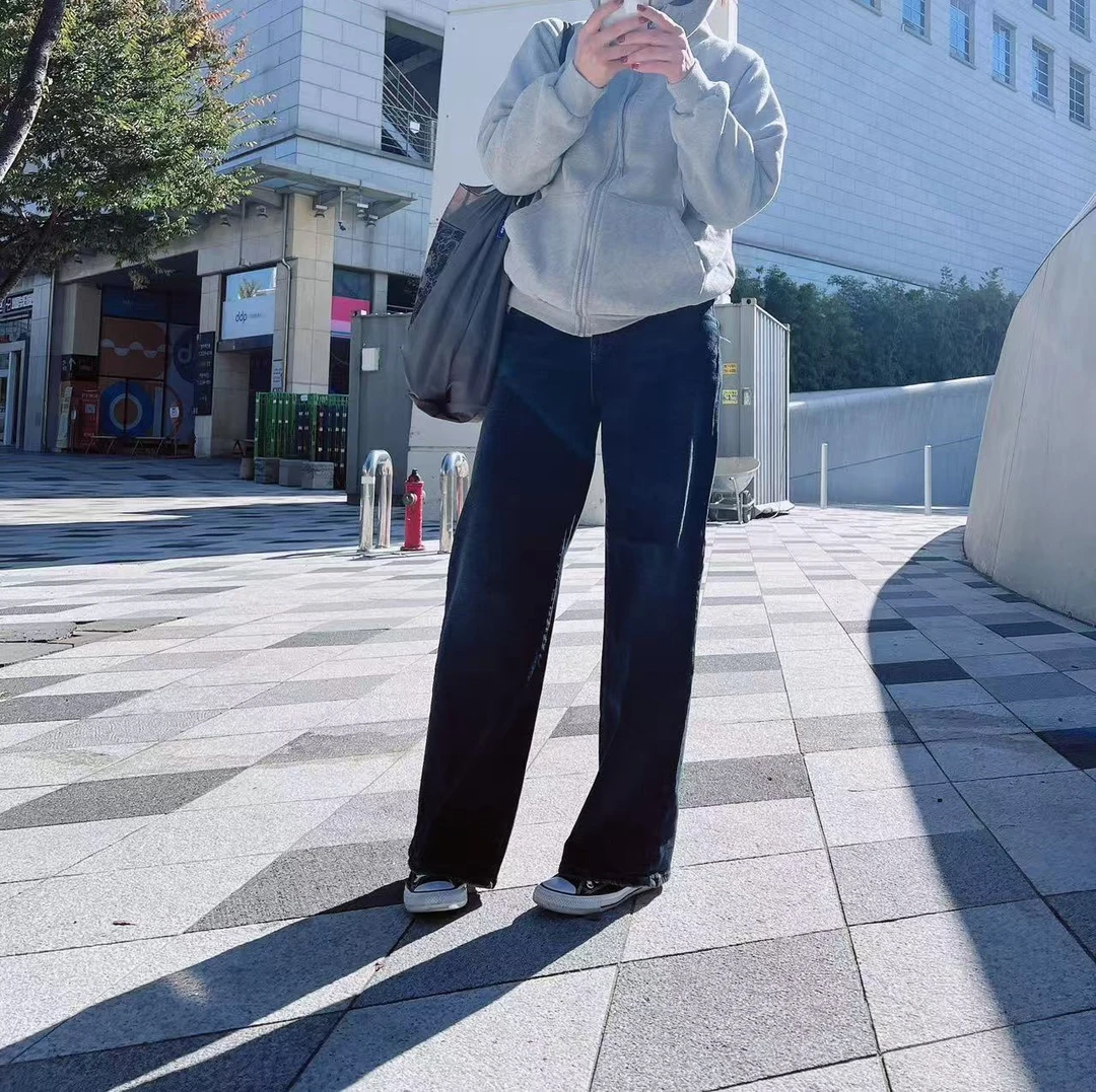 727后带字母刺绣牛仔裤（NO退换）韩国正品