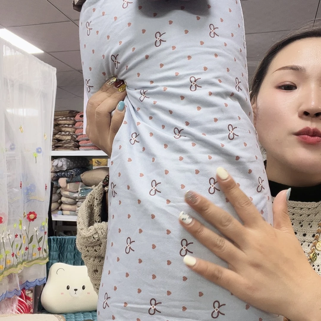 雪尼尔啦咯啦咯啦咯啦咯啦