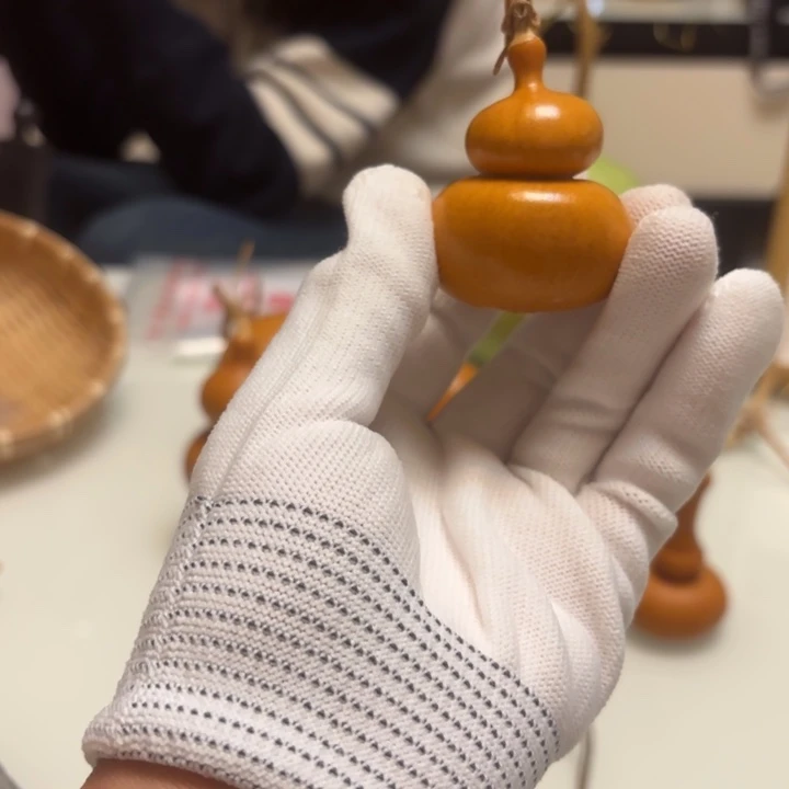 派***晟天然手捻老皮葫芦