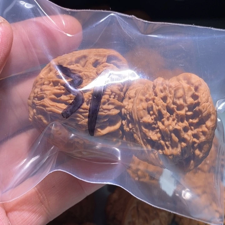 文玩核桃把件31的的一