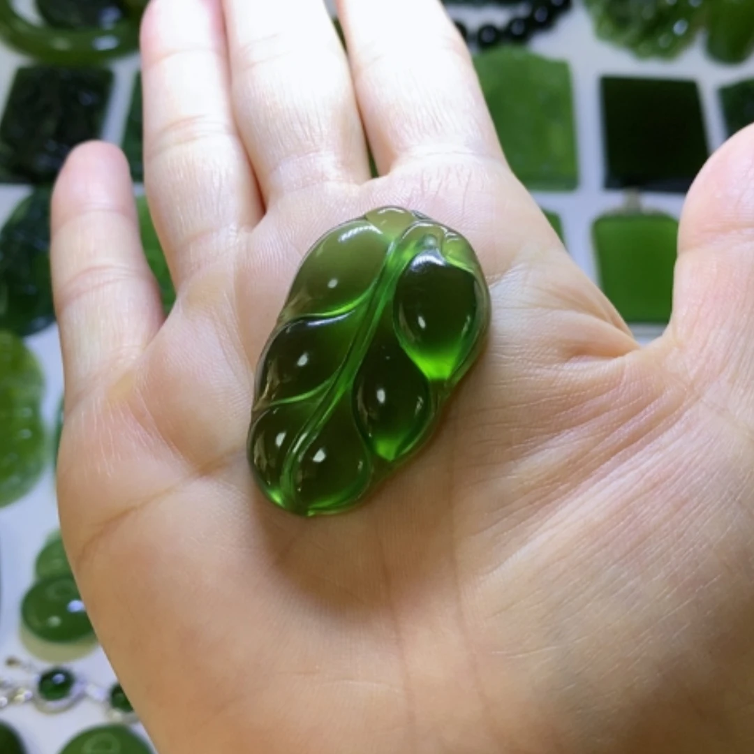 【闪购商品】蛇纹石玉颈饰未镶嵌