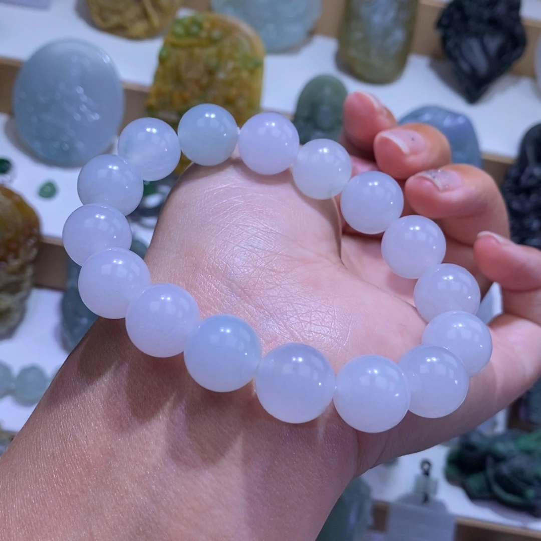 未镶嵌手串翡翠美****姐手串