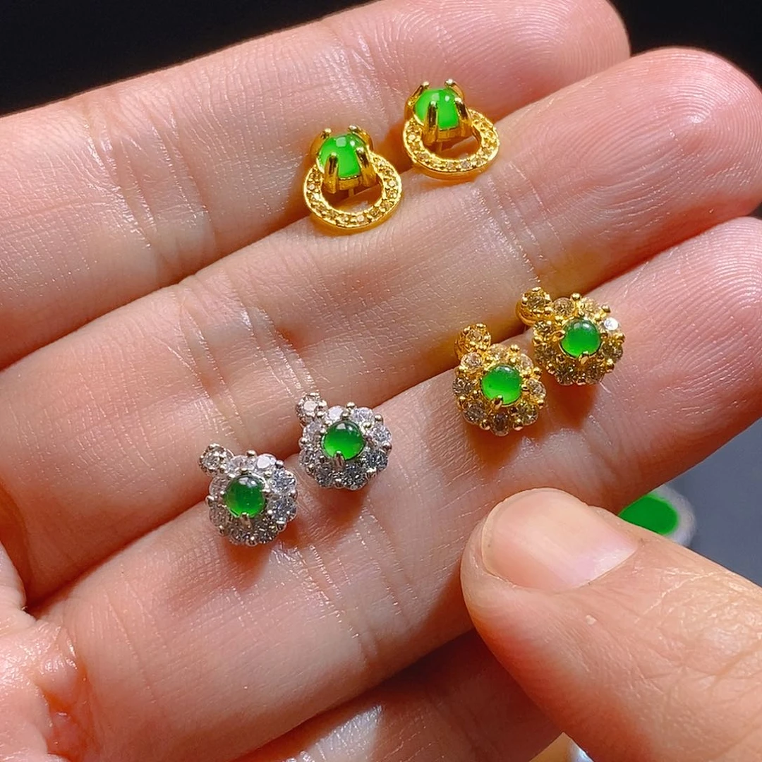 翡翠耳饰未镶嵌