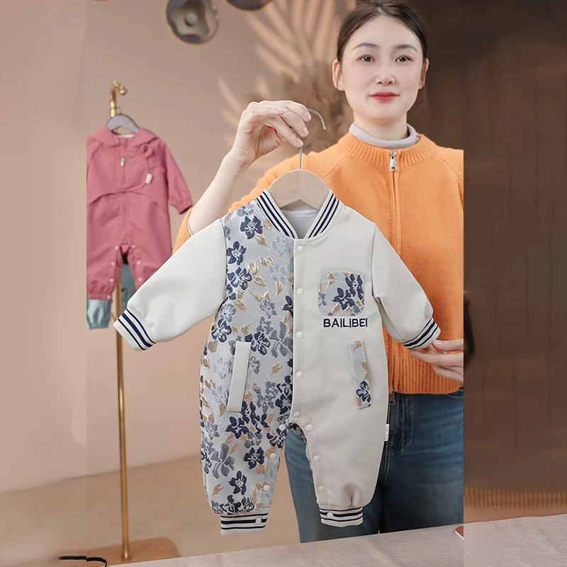 婴儿秋季新款连体衣男女宝宝新生春秋款花外出爬行服哈衣