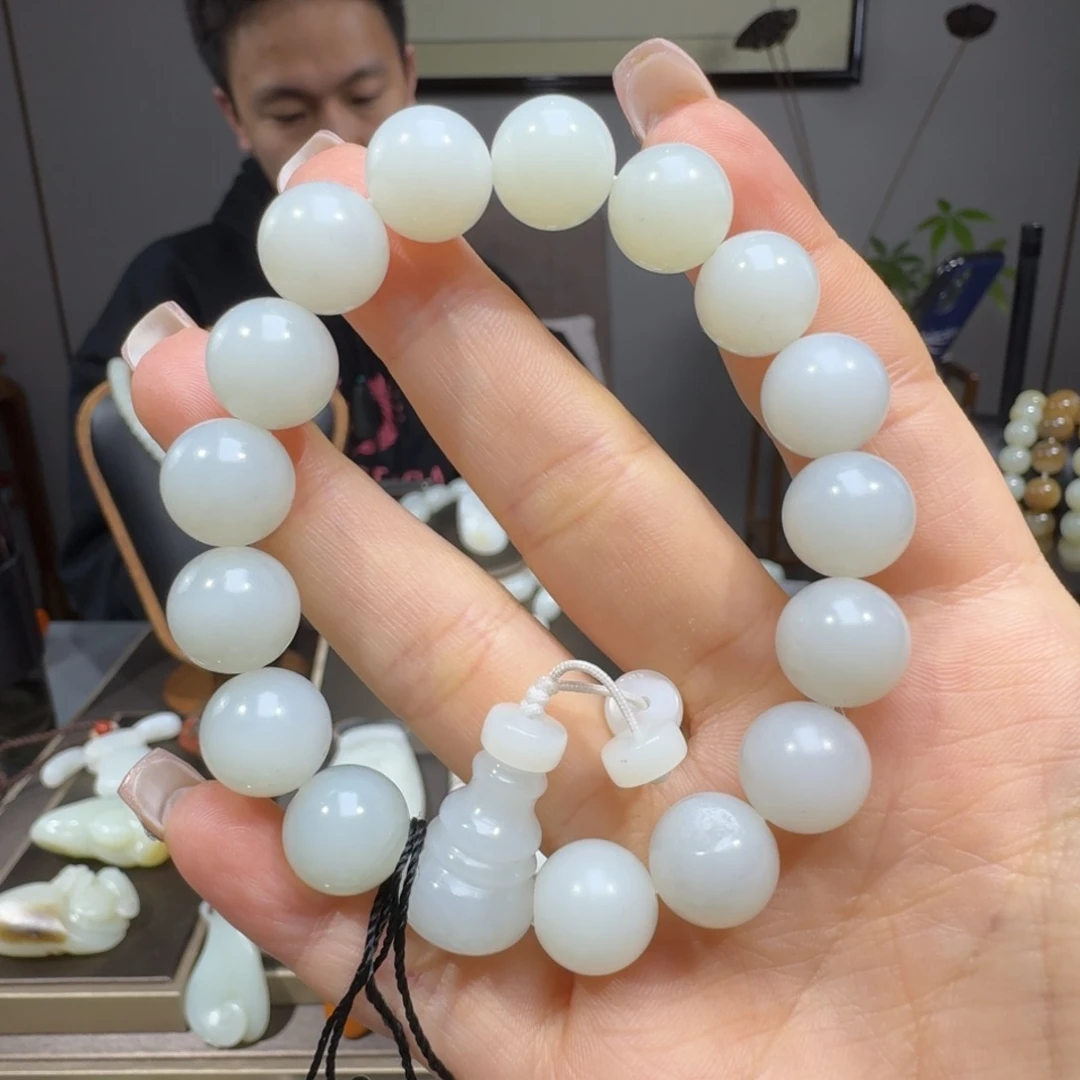 和田玉手串未镶嵌