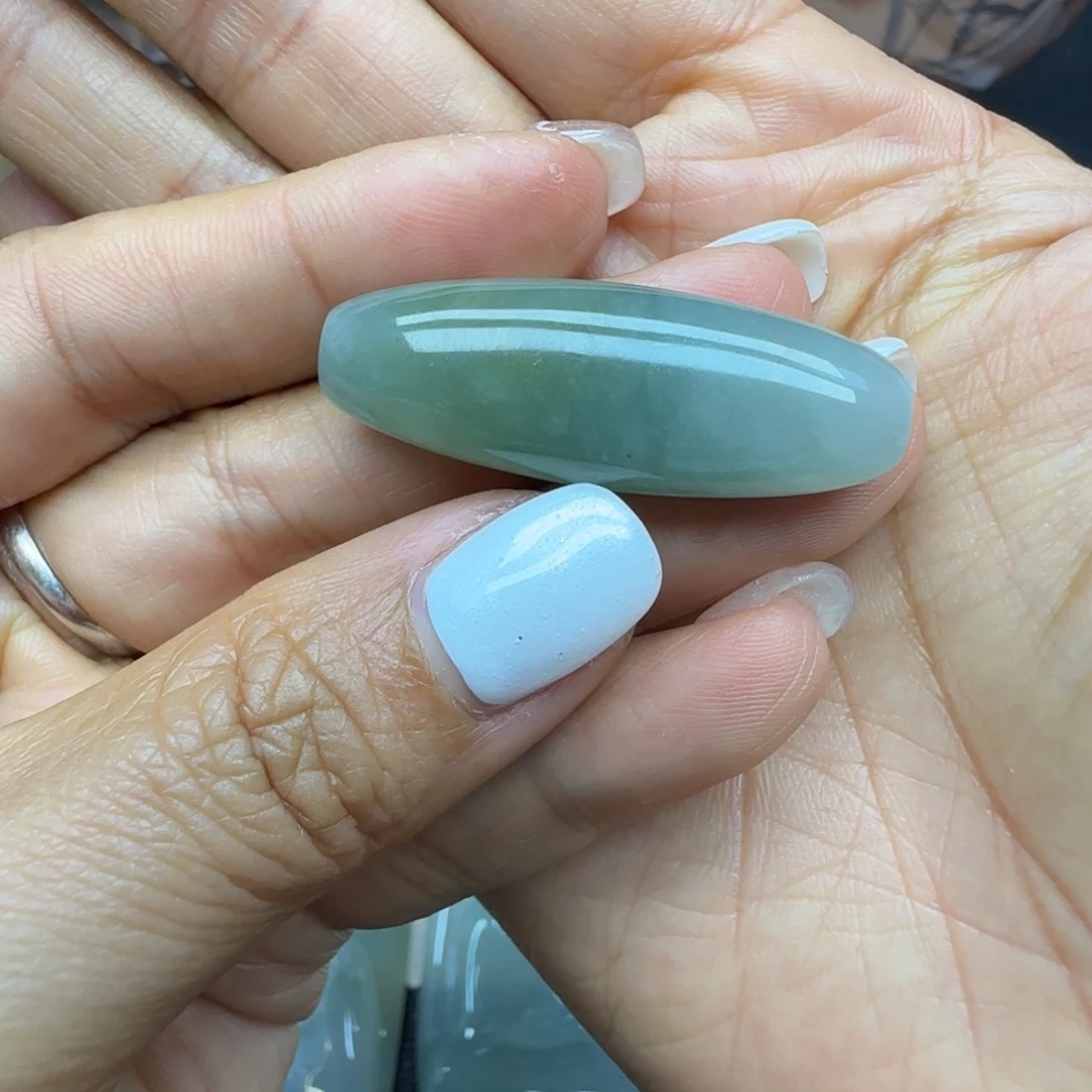 翡翠未镶嵌颈饰欭*桶珠