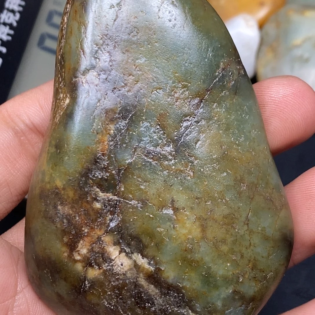 和田玉（糖玉）未镶嵌挂件