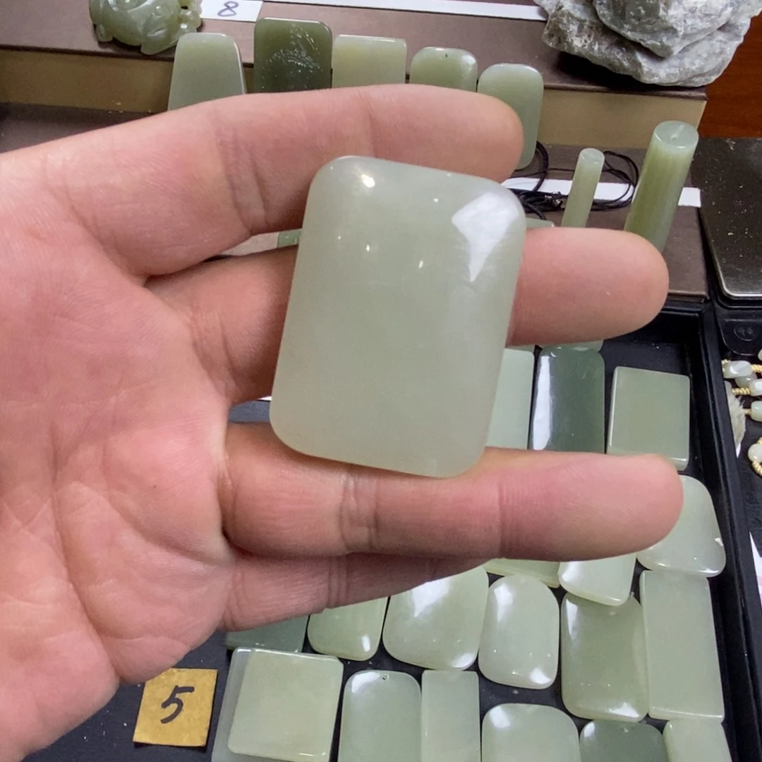 颈饰未镶嵌和田玉龙*～012