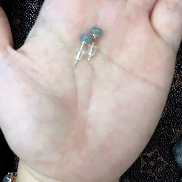 翡翠未镶嵌挂件多样性发一