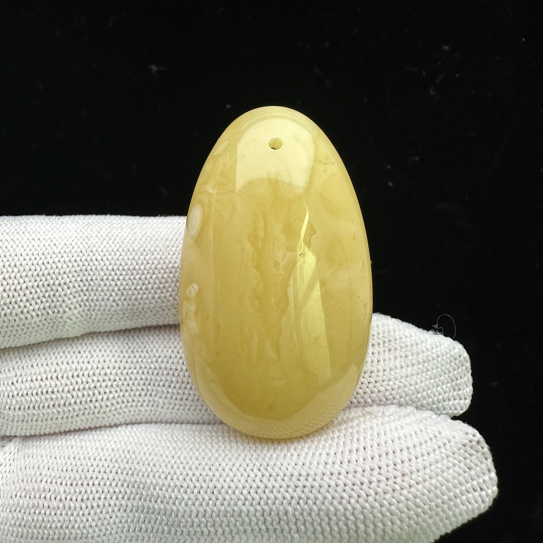 B3053天然原矿蜜蜡 微花粉水滴牌 26*44*16mm抖音基地质检发货