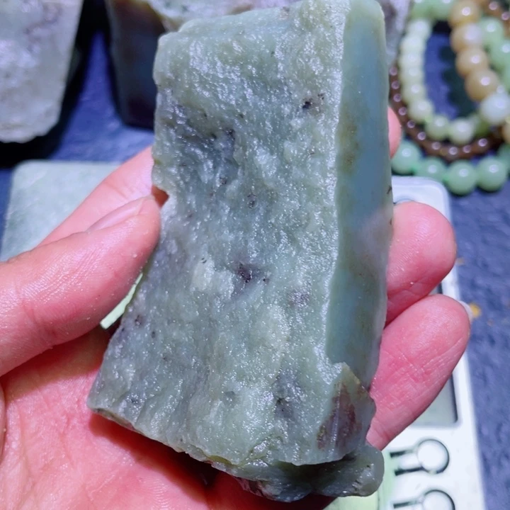 和田玉未镶嵌珠宝半成品