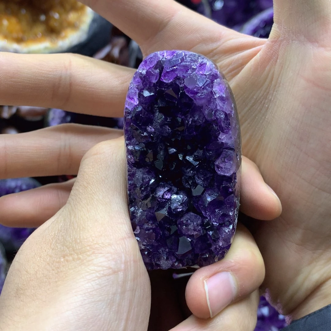紫晶大型摆件（非配饰）未镶嵌