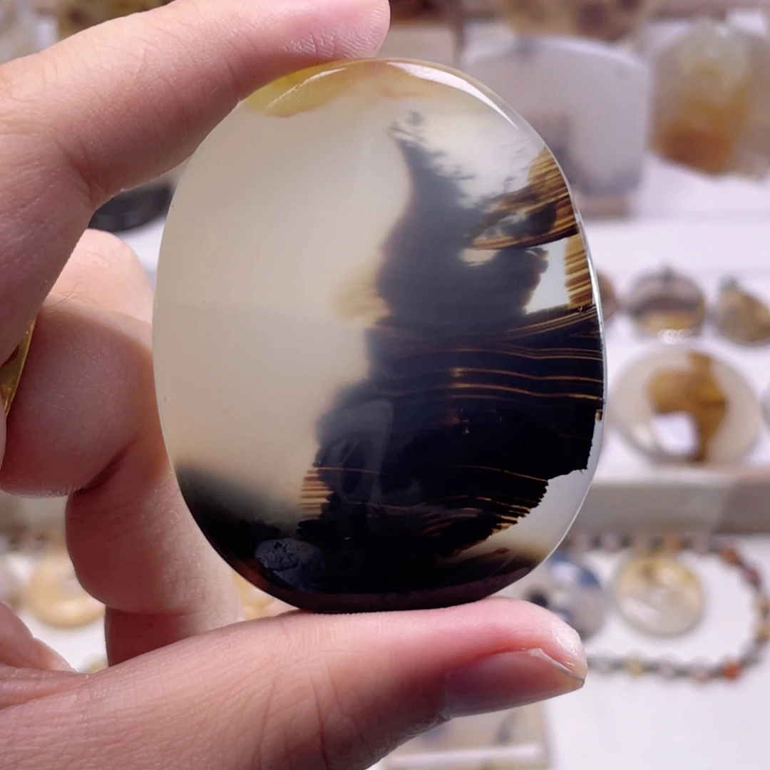 玛瑙/玉髓未镶嵌珠宝奇石