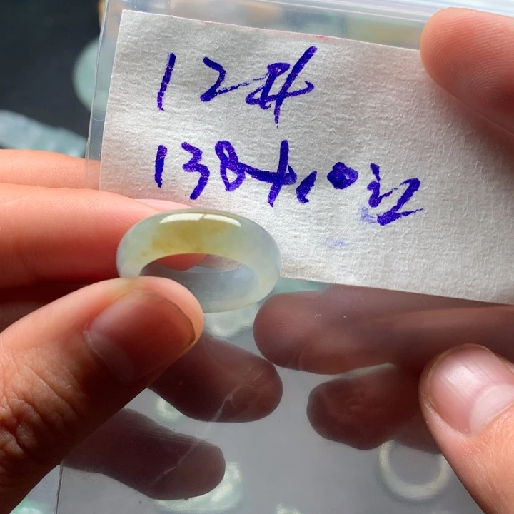 定制翡翠未镶嵌戒圈