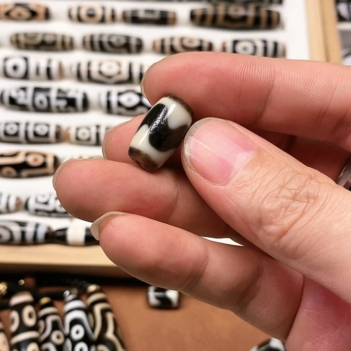 玛瑙/玉髓未镶嵌颈饰陳*