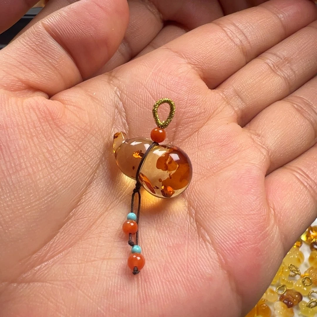 琥珀（花珀）颈饰未镶嵌葫芦提溜