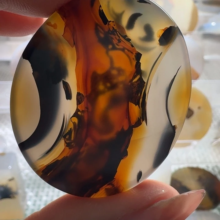 玛瑙/玉髓未镶嵌项链