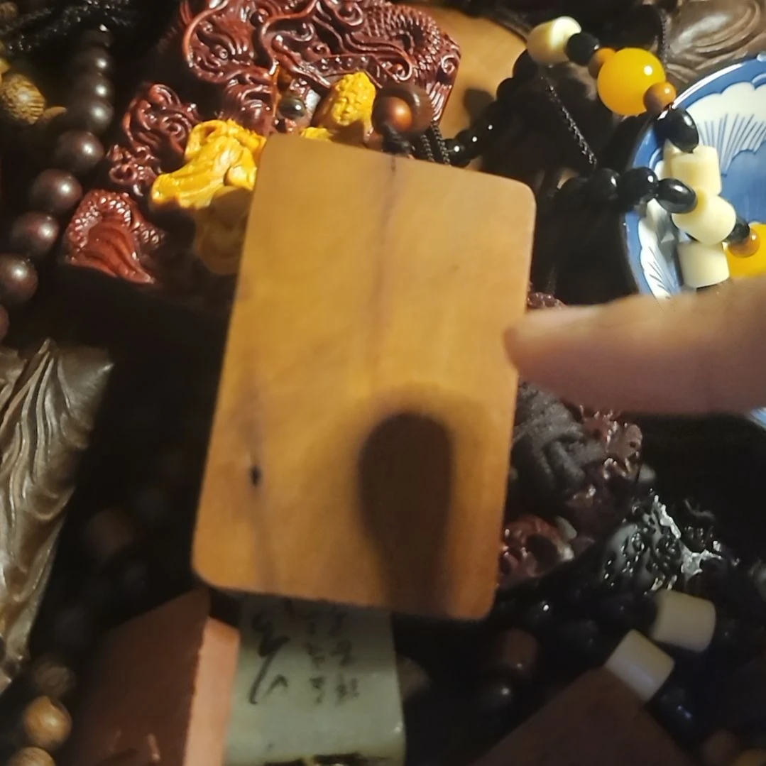 大叶紫檀（黑酸枝木类）