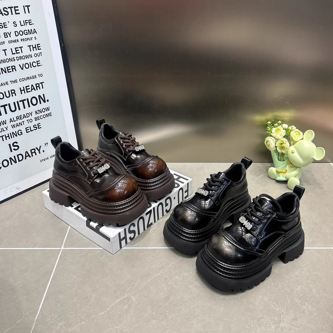 欧洲站厚底增高乐福鞋女英伦风工装鞋2025春季新款漆皮松糕鞋单鞋