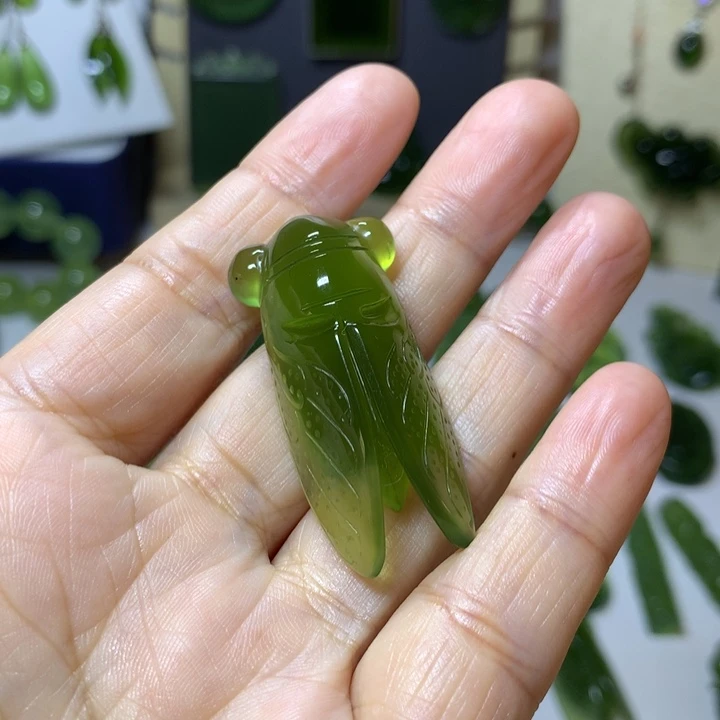 岫玉颈饰未镶嵌轩*牛吊坠