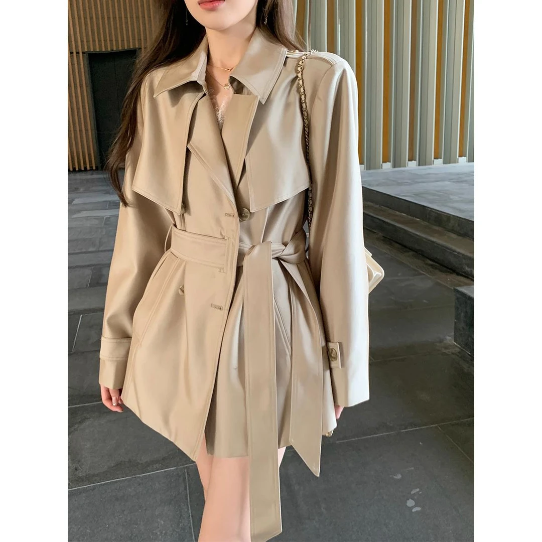 秋季新款高级感卡其色短款气质风衣外套女英伦风双排扣收腰大衣