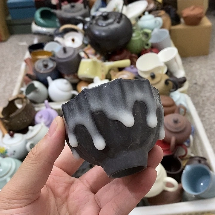 陶瓷艺术品及陶瓷壶壶