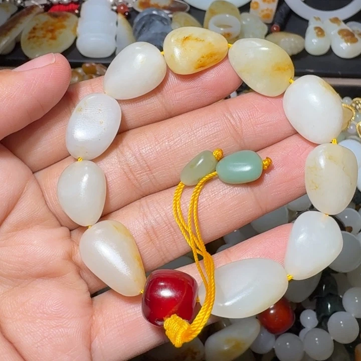 和田玉未镶嵌手链