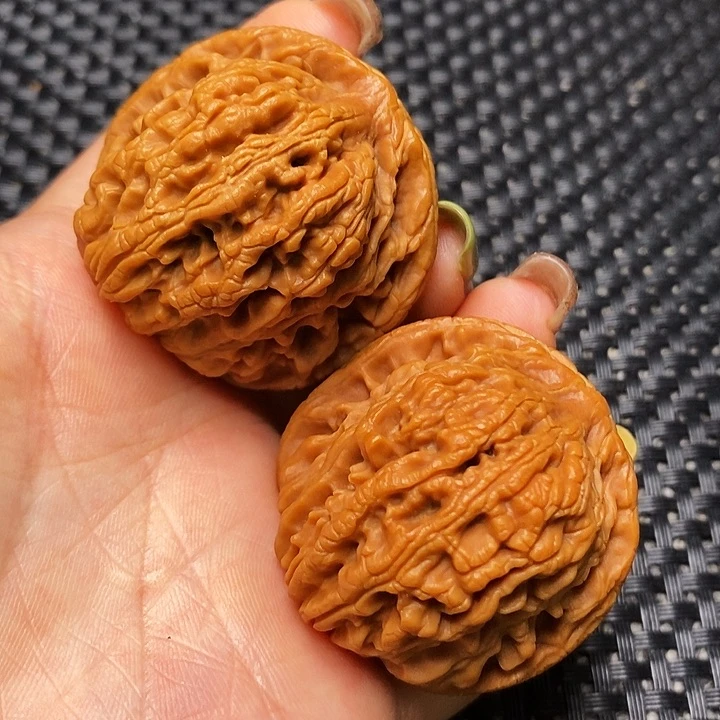 文玩核桃把件秦岭核桃