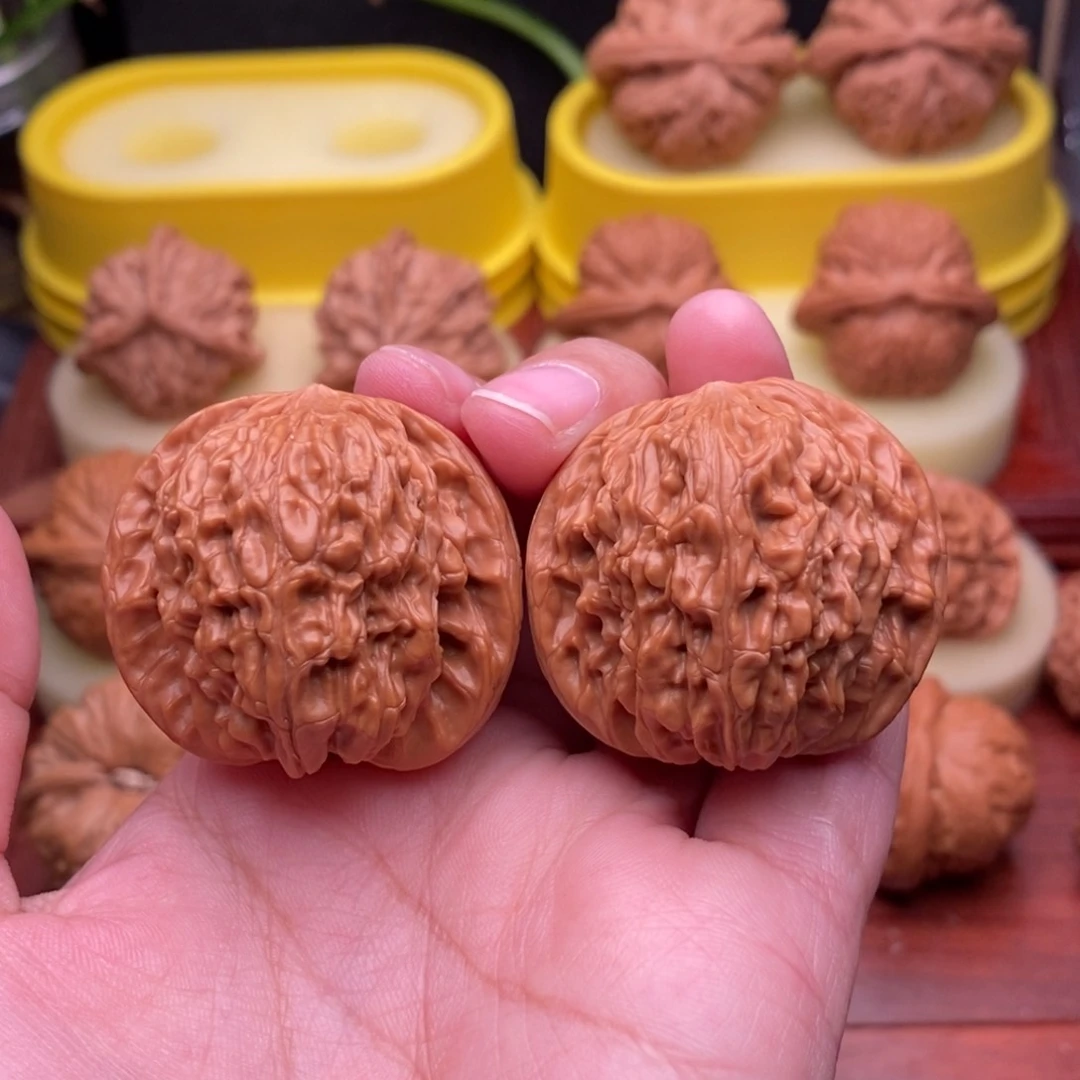 把件文玩核桃38“野生”红皮正磨