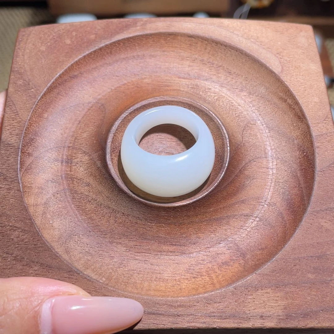 未镶嵌手链和田玉卡17.5内径