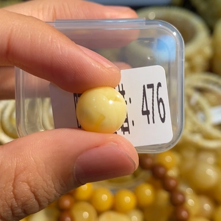 琥珀未镶嵌珠宝奇石476