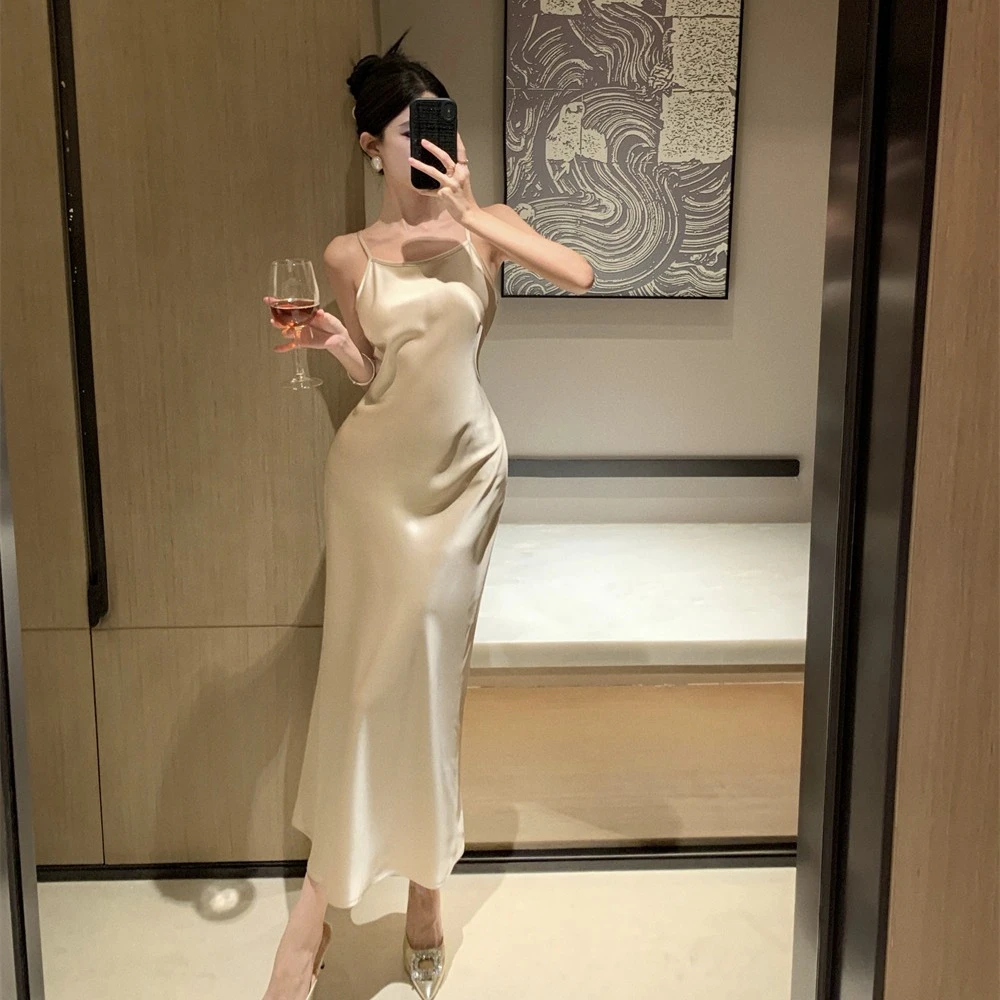 法式气质显瘦时尚设计感小众复古收腰吊带裙夏季女装连衣裙女2023