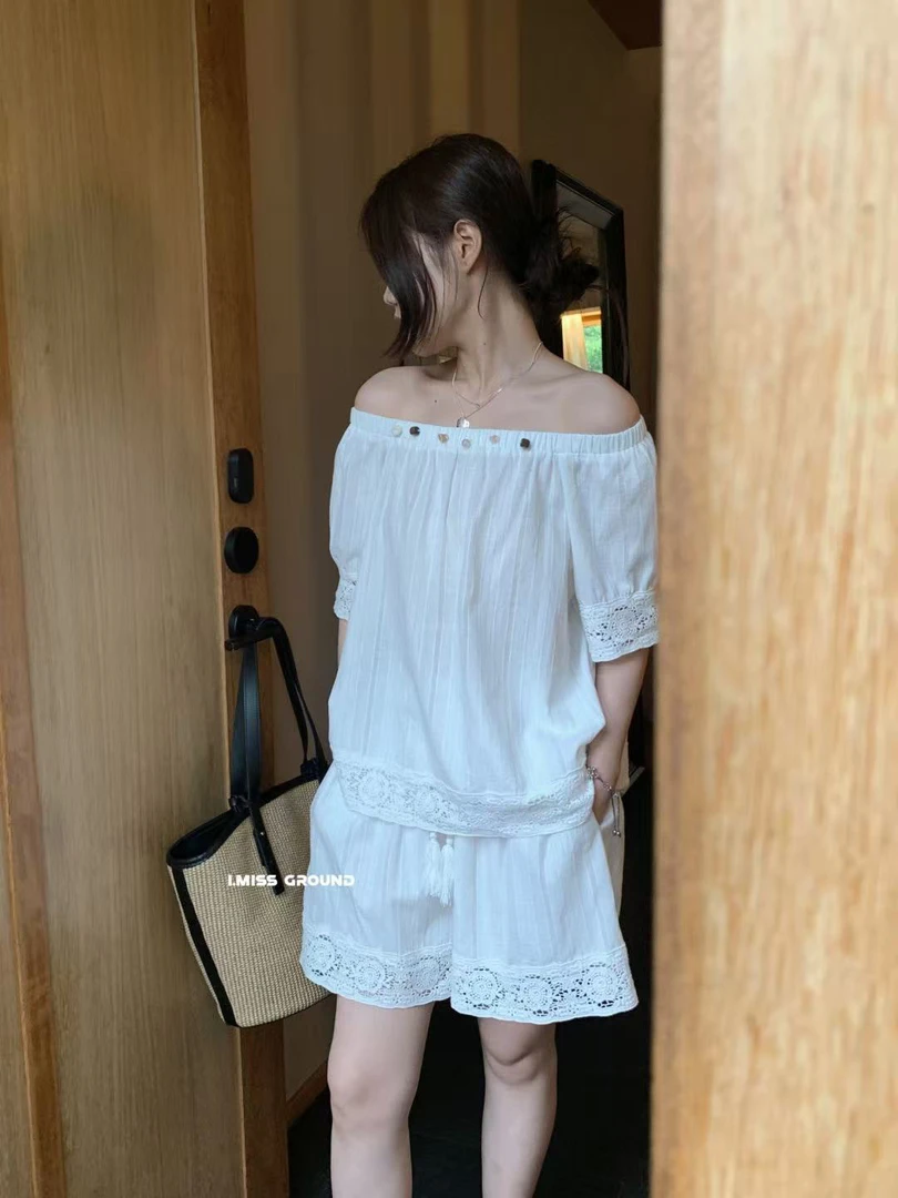 imiss@80700 韩系简约串珠一字肩拼接花边衬衫