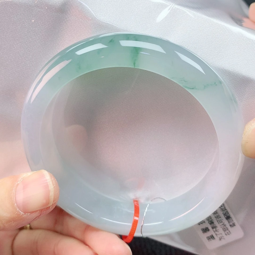 翡翠手镯未镶嵌58圈
