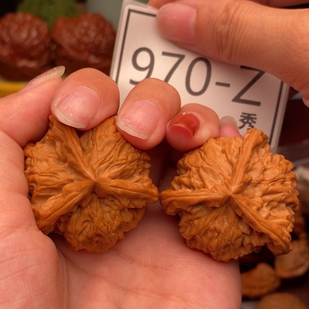 桃核把件盘山奔39……