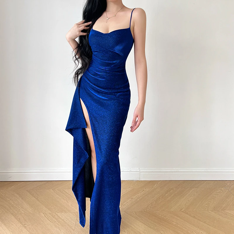 蓝色闪闪吊带连衣裙女不规则气质主持人生日礼服修身辣妹开叉裙子