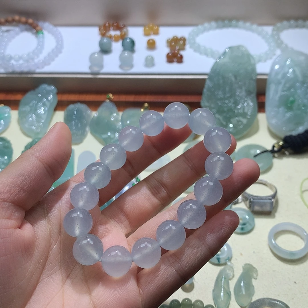 暴***神翡翠未镶嵌颈饰手串