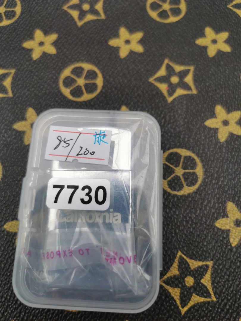 Zippo打火机回血85纤巧镜面带题材-7730