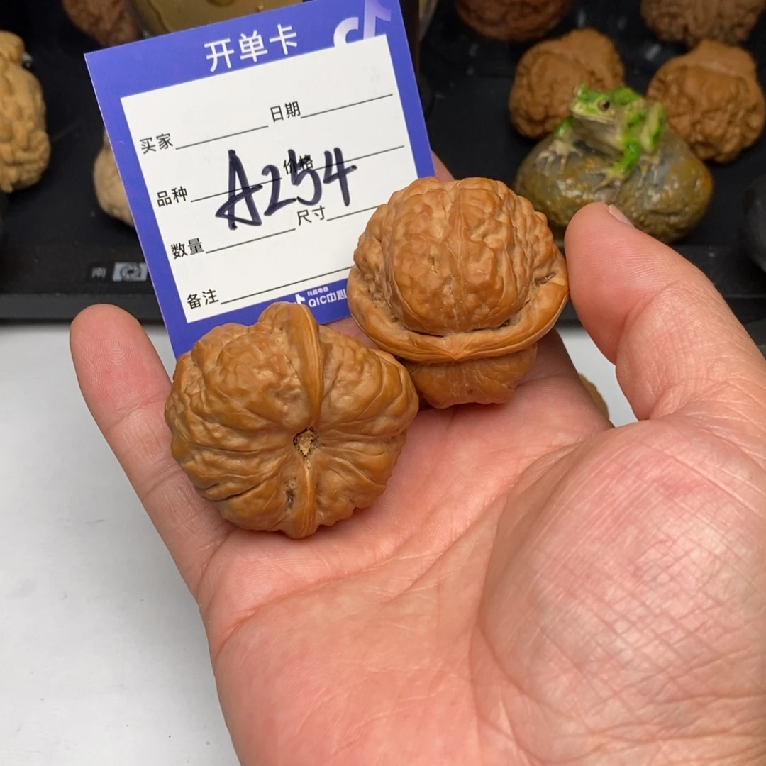 城***南核桃手串/手链A254蛤蟆头