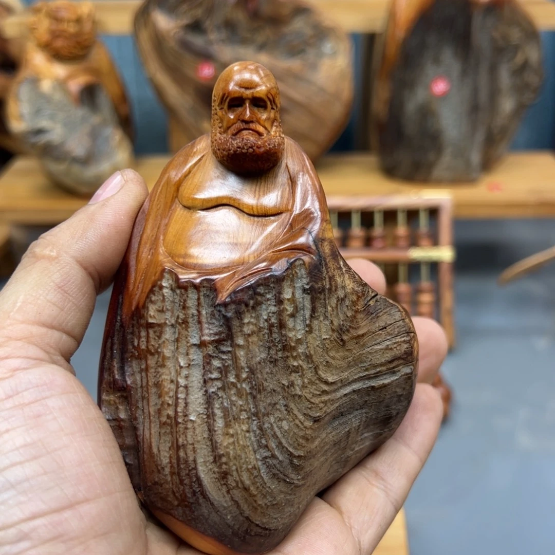 龙***刀木崖柏木摆件手把件