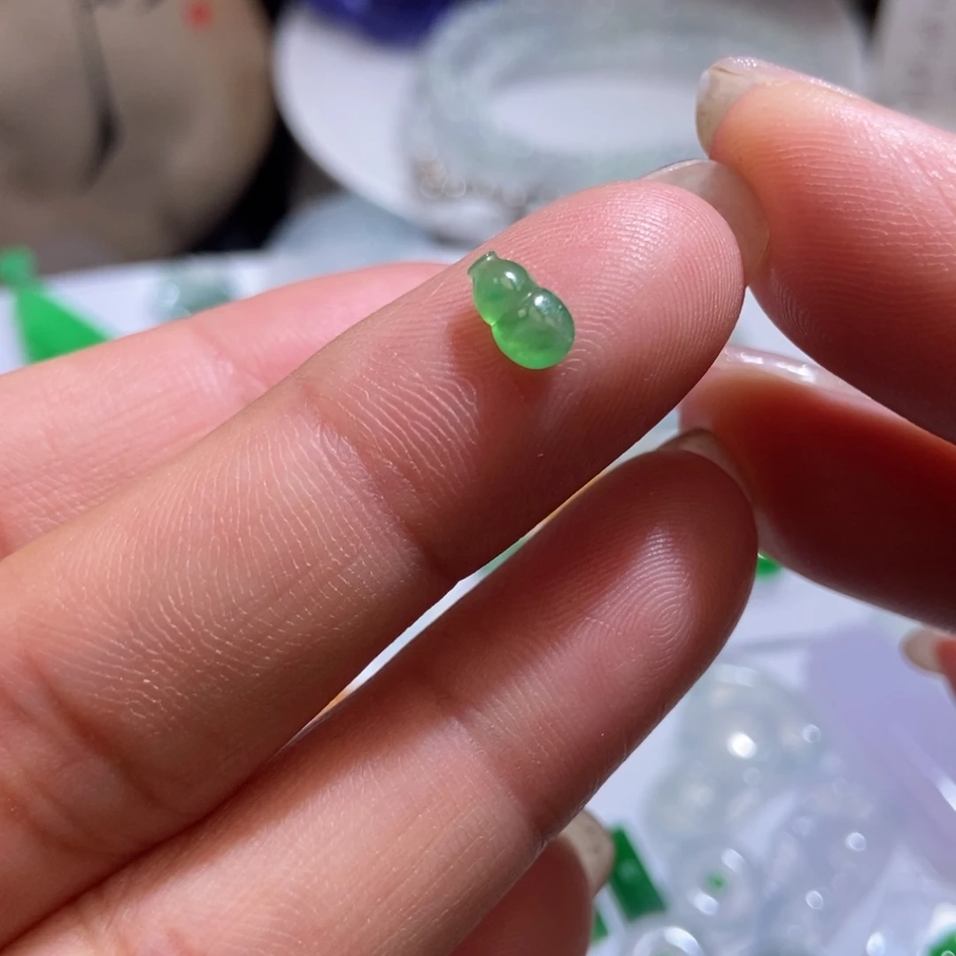 未镶嵌定制翡翠翡翠7.1/4.1/2.3