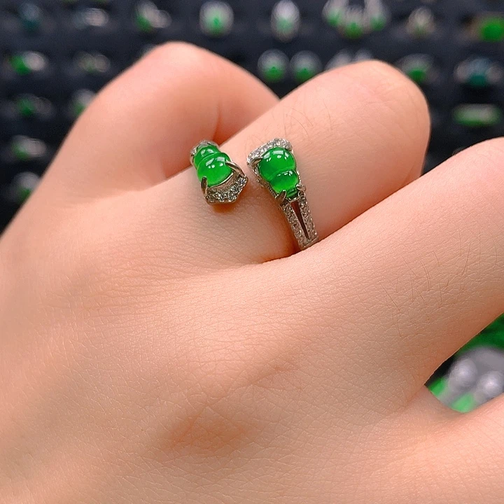 翡翠未镶嵌吊坠(不含链)戒指