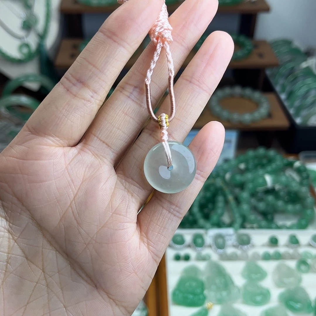 石英质玉（非洲翠）未镶嵌吊坠(不含链)平安扣