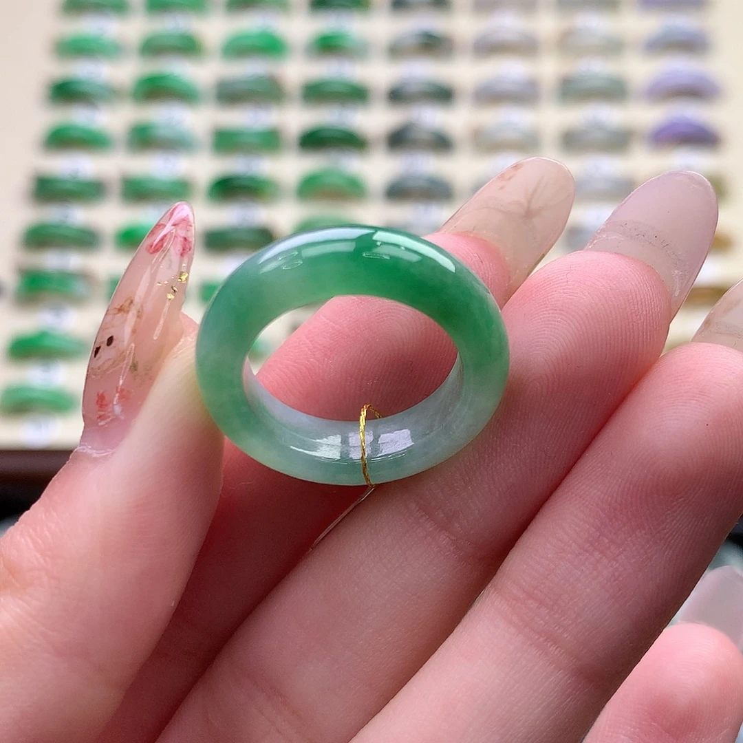 翡翠未镶嵌戒指港14