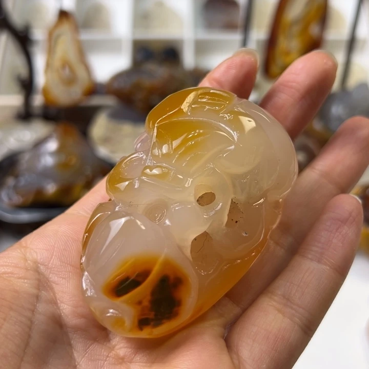 玛瑙/玉髓颈饰未镶嵌